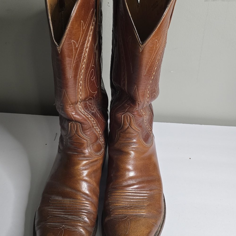 Lucchese Chestnut Brown Leather Western Cowboy Boots - Picture 5 of 15